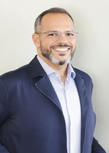 Dr. Fabrício Leite